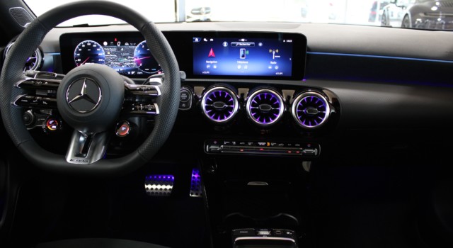 MERCEDES-BENZ A 35 AMG A AMG 35 4Matic 8G-DCT
