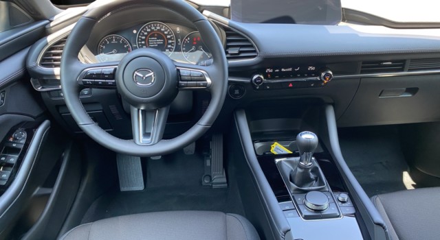 MAZDA 3 Hatchback SKYACTIV-G M Hybrid 140 Centre Line Automat