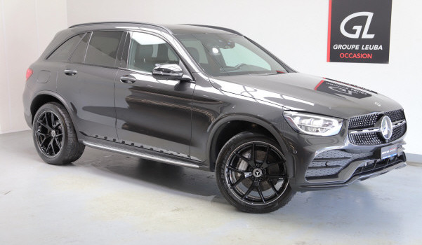 MERCEDES-BENZ GLC 300 e AMG Line 4Matic