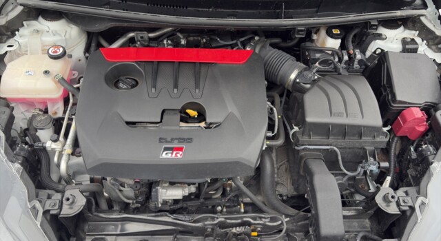 TOYOTA GR YARIS Yaris 1.6 GR Sport