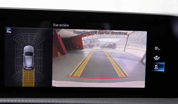 MERCEDES-BENZ A 180 Progressive 7G-DCT