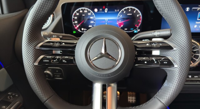 MERCEDES-BENZ GLA 220 4Matic 8G-DCT