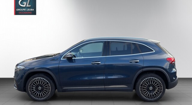 MERCEDES-BENZ EQA 350 AMG Line 4Matic