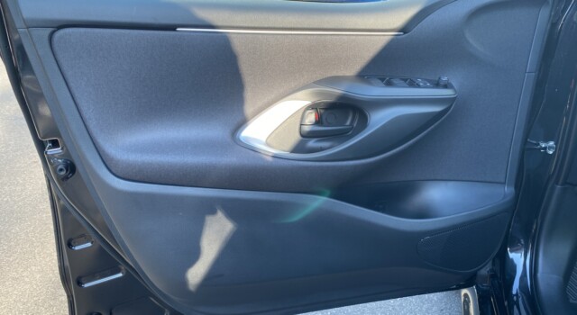 MAZDA 2 Hybrid Centre-line