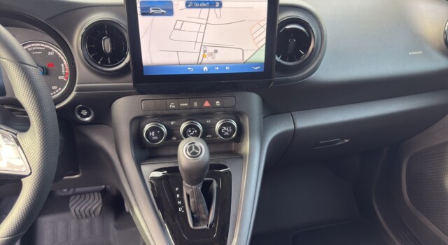 MERCEDES-BENZ ECITAN STANDARD 2716MM