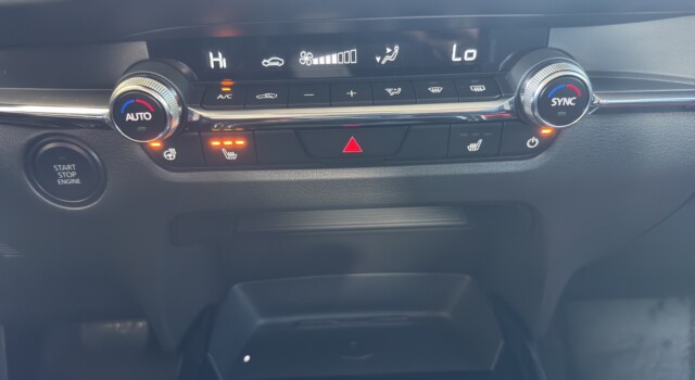 MAZDA CX-30 SKYACTIV-X 186 M Hybrid Centre Line FWD AT