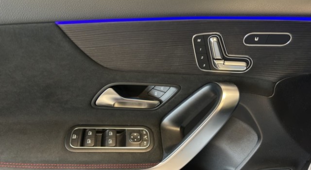 MERCEDES-BENZ A 35 AMG A AMG 35 4Matic 8G-DCT