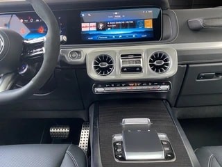 MERCEDES-BENZ G 63 AMG 9G-Tronic