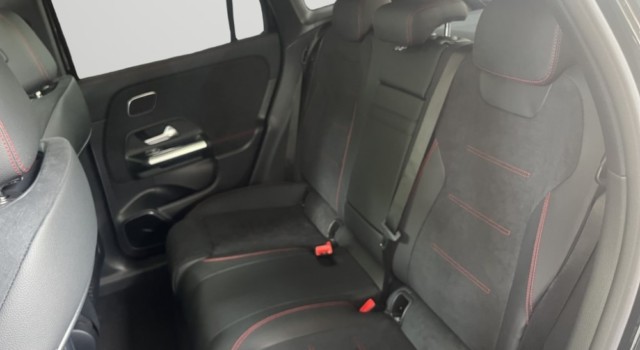 MERCEDES-BENZ EQA 350 66,5 kWh 4Matic Excellence