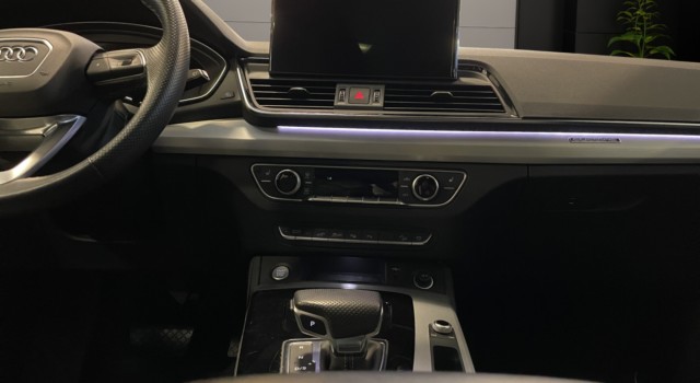AUDI Q5 55 TFSI e S line qu