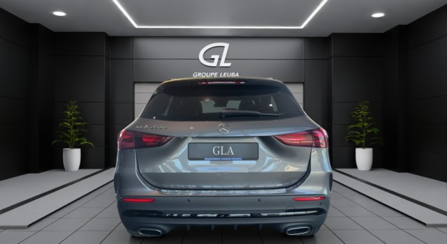 MERCEDES-BENZ GLA 250 e EQ Star 8G-DCT