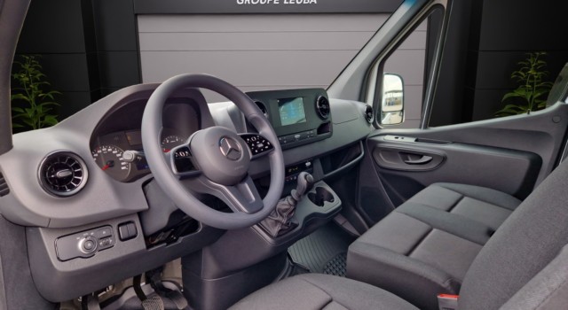 MERCEDES-BENZ Sprinter 317 CDI Kompakt