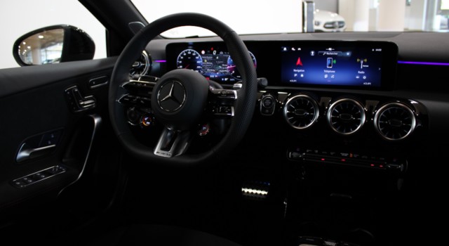 MERCEDES-BENZ A 35 AMG A AMG 35 4Matic 8G-DCT