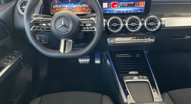 MERCEDES-BENZ GLB 250 4Matic 8G-Tronic