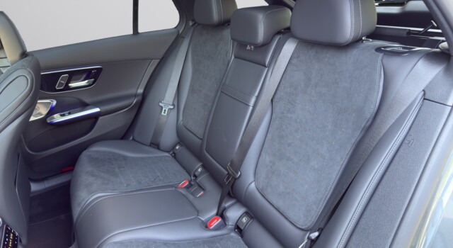 MERCEDES-BENZ C 220 d T 4 Matic