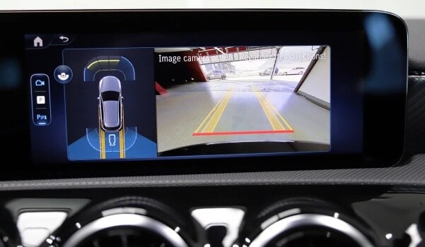 MERCEDES-BENZ A 180 7G-DCT