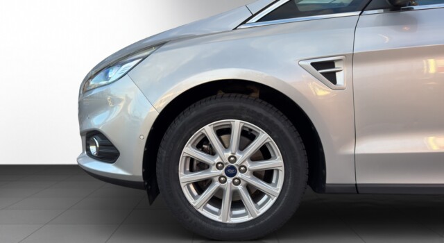 FORD S-MAX 2.0 SCTi Titanium