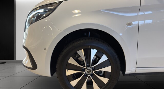 MERCEDES-BENZ VITO 116 CDI Select Tourer 4Matic 9G-Tronic