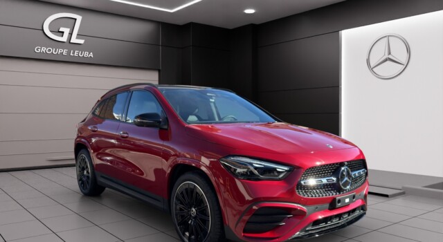 MERCEDES-BENZ GLA 220 4Matic 8G-DCT