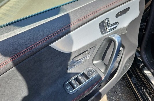 MERCEDES-BENZ CLA 250 CLA SB 250 e AMG Line