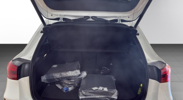 MERCEDES-BENZ EQA 250 + 70,5kWh Excellence