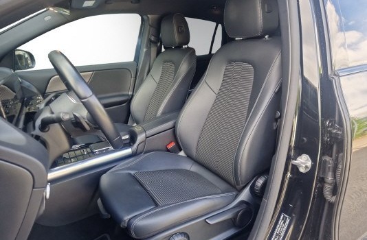 MERCEDES-BENZ GLA 250 Progressive4Matic
