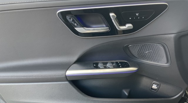 MERCEDES-BENZ C 220 d T 4 Matic