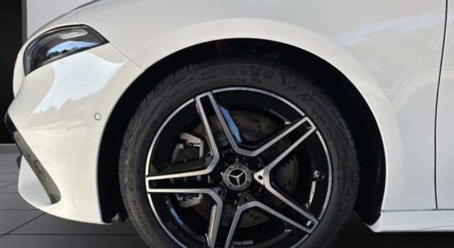 MERCEDES-BENZ A 250 4Matic 8G-DCT