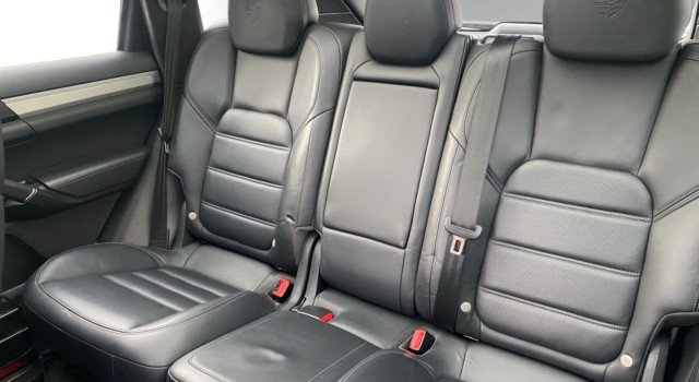PORSCHE CAYENNE S