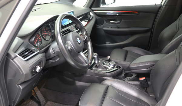 BMW 220 Active Tourer 220d xDrive ActiveTLuxury