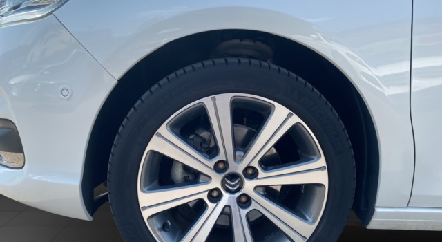 CITROEN C4 1.2 Pure Tech Shine