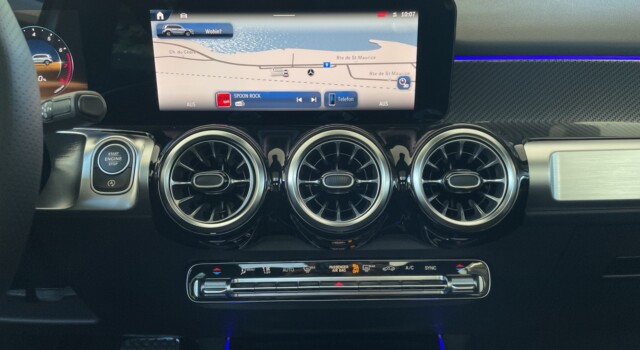 MERCEDES-BENZ GLB 250 4Matic 8G-Tronic