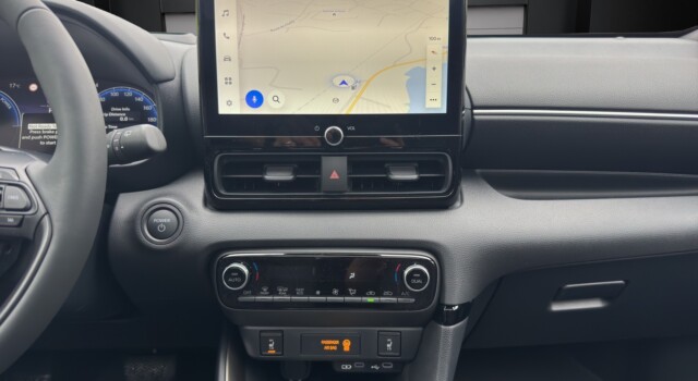 MAZDA 2 Hybrid Homura Plus