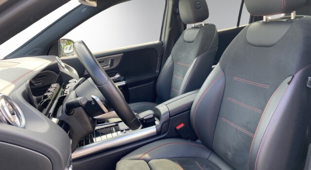 MERCEDES-BENZ EQA 350 AMG Line 4Matic