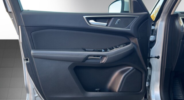 FORD S-MAX 2.0 SCTi Titanium