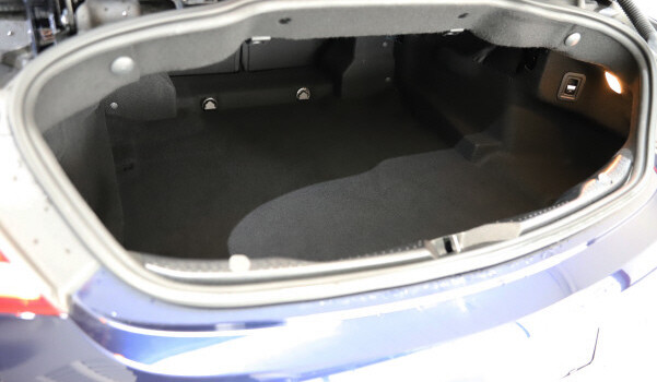 MERCEDES-BENZ C 200 AMG Line 4Matic