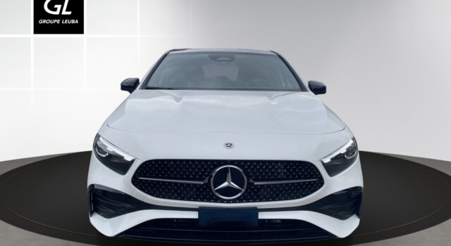 MERCEDES-BENZ A 200 Night Star 7G-DCT