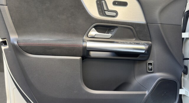 MERCEDES-BENZ B 250 4Matic AMG Line