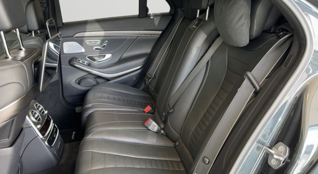 MERCEDES-BENZ S 560 4Matic