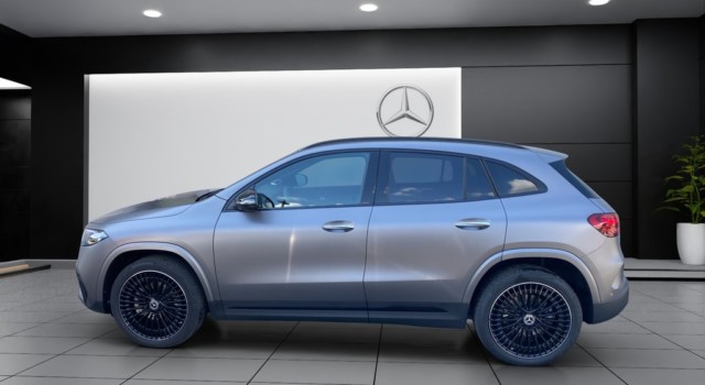 MERCEDES-BENZ EQA 350 4Matic Swiss Star