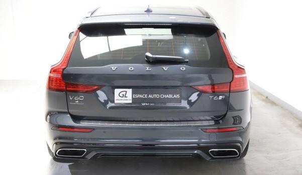 VOLVO V60 T6 eAWD R-Design