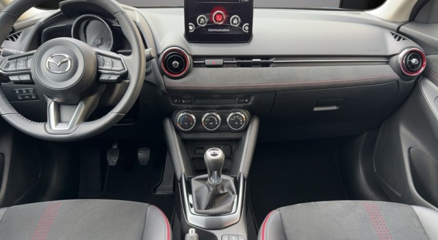 MAZDA 2 SKYACTIV-G 90 Mild Hybrid Homura Aka