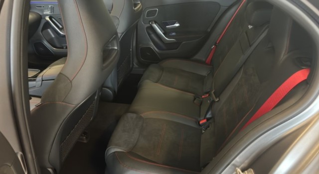 MERCEDES-BENZ A 35 AMG A AMG 35 4Matic 8G-DCT