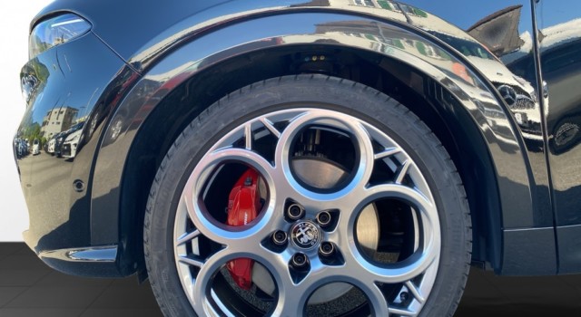 ALFA ROMEO TONALE 1.5 Hy Vel P Sky