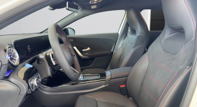 MERCEDES-BENZ A 250 4Matic 8G-DCT