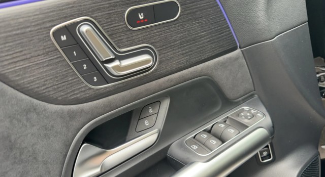 MERCEDES-BENZ GLA 250 4Matic 8G-DCT Swiss Star