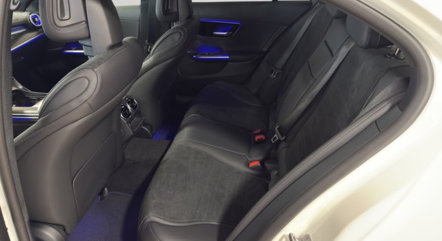 MERCEDES-BENZ C 200 4 Matic