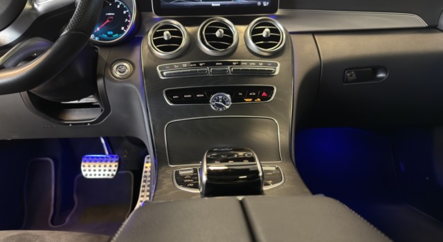 MERCEDES-BENZ C 200 AMG Line 4Matic