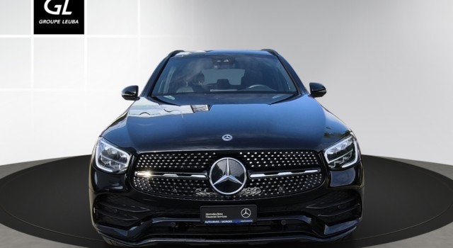 MERCEDES-BENZ GLC 200 AMG Line 4Matic