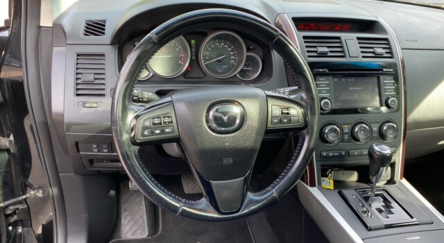 MAZDA CX-9 3.7 V6 Revolution Automatic